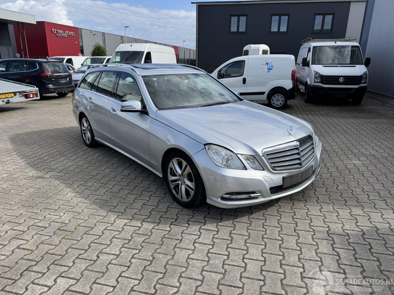 Mercedes E-klasse E220 CDI AUTOMAAT SCHUIFDAK ELEGANCE
