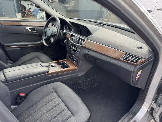 Mercedes E-klasse E220 CDI AUTOMAAT SCHUIFDAK ELEGANCE picture 6