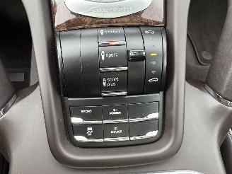 Porsche Cayenne S E-HYBRID Panorama Xenon Leder Voll picture 27