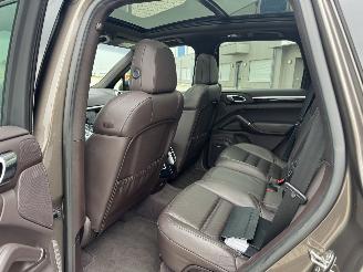 Porsche Cayenne S E-HYBRID Panorama Xenon Leder Voll picture 12
