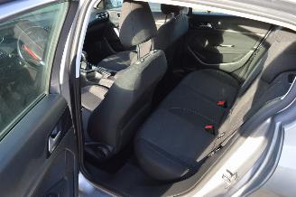 Peugeot 308 Peugeot 308 1,2 Puretech Active Navi Pdc Klima Euro 6 picture 10