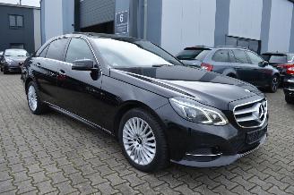 Mercedes E-klasse E220 CDI Aut Avantgarde Panorama dach Full Leder Comand Kamera picture 7