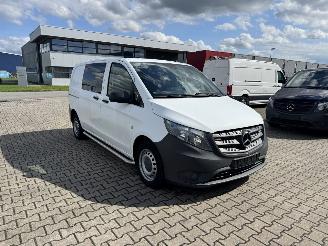 Mercedes Vito Vito Kasten 114 CDI Kompakt Automatik Klima L + R Schiebetur picture 3