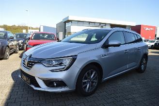 škoda osobní automobily Renault Mégane Grandtour Renault Megane IV 1,5 DCI BOSE-Edition Navi Klimatronik 2017/8