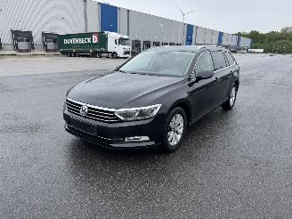 Unfallwagen Volkswagen Passat 1.6 TDI KLIMA LED NAVI 2015/8