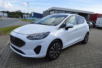 krockskadad bil auto Ford Fiesta Ford fiesta titanium X mild hybrid Navi Kamera Acc Klimatronik 2023/9