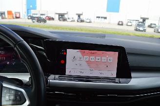 Volkswagen Golf Volkswagen Golf VIII Life 2,0 Tdi Panorama IQlight Acc Pdc picture 21