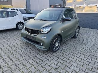 škoda osobní automobily Smart Fortwo BRABUS EDITION PANORAMA LEDER 2019/9