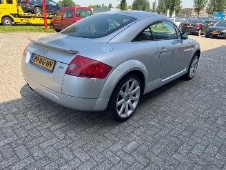 Audi TT 1.8 20V TURBO picture 5