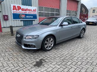 Schadeauto Audi A4 2.0 TDI 143pk AUTOMAAT 2008/3