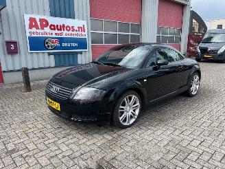 Voiture accidenté Audi TT 1.8 TURBO 179pk 2000/1
