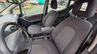 Mercedes A-klasse 761 picture 9