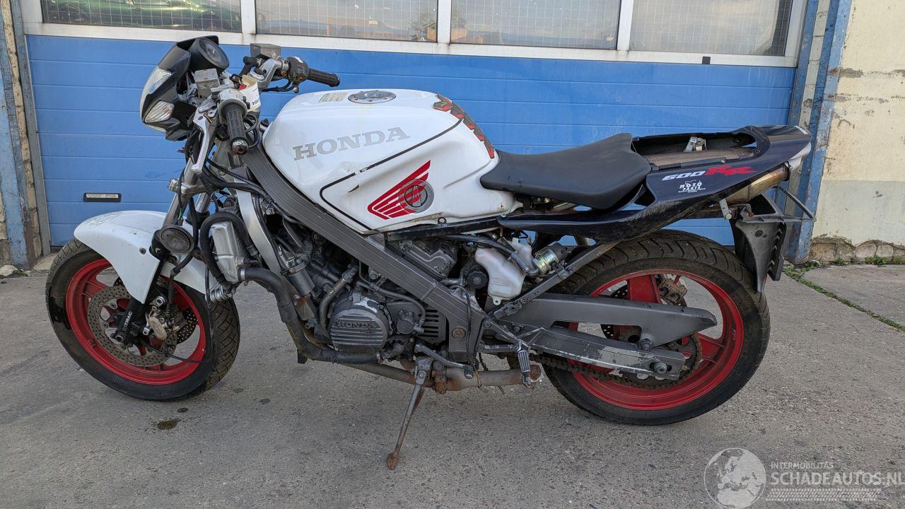 Honda VFR 750 RC24