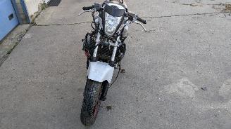 Honda VFR 750 RC24 picture 3
