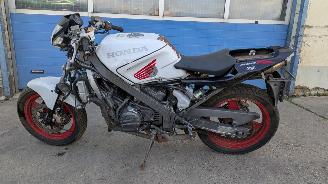 Honda VFR 750 RC24 picture 1