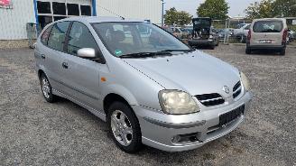 Nissan Almera 1.8 picture 3