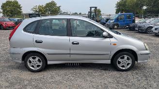 Nissan Almera 1.8 picture 4