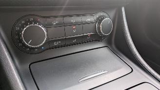 Mercedes A-klasse 180d 7G-DCT picture 19