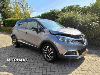 Coche accidentado Renault Captur 1.2 TCe Helly Hansen AUTOMAAT 2015/1