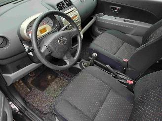 Daihatsu Sirion 1.3-16V Comfort picture 5