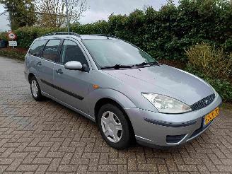 Unfallwagen Ford Focus Wagon 1.6-16V Cool Edition 2003/1