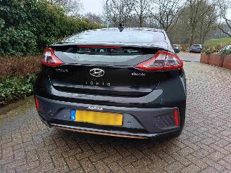 Hyundai Ioniq Premium EV picture 20