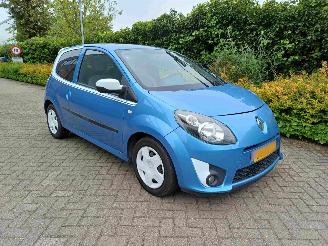 Voiture accidenté Renault Twingo 1.2-16V Collection airco 2011/7