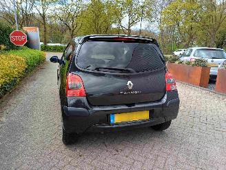 Renault Twingo 1.2 Acces airco MOTORSCHADE picture 14