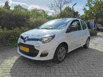 Auto incidentate Renault Twingo 1.2 16V Acces 2012/9