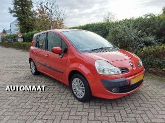 uszkodzony samochody osobowe Renault Grand-modus 1.6-16V Dynamique AUTOMAAT 2011/1