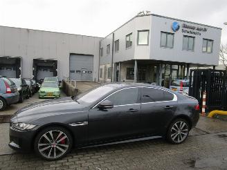 uszkodzony samochody osobowe Jaguar XE 3.0 S 280kW 2018/5