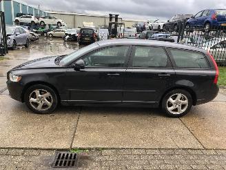  Volvo V-50 2.0i 107kW E5 2011/6