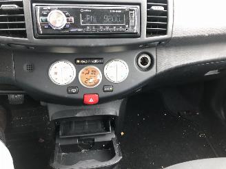 Nissan Micra 1.2i 5 drs Airco 121 dkm picture 8