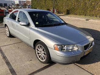 Volvo S-60 2.0T 132kW 5 cil. automaat picture 3