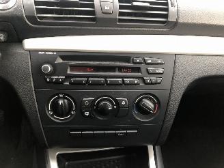 BMW 1-serie 116i 5 drs 2.0 E5 picture 9