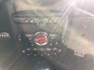 Mini Cooper S Cabrio automaat 135kW E5 picture 11