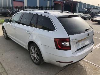 Skoda Octavia 15tsi 110kW E6 DSG Combi picture 5