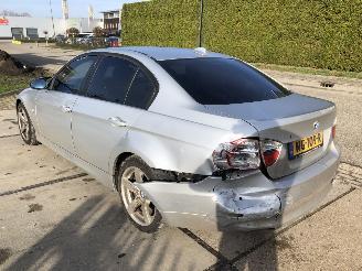 BMW 3-serie 320i Aut. 110kW picture 5