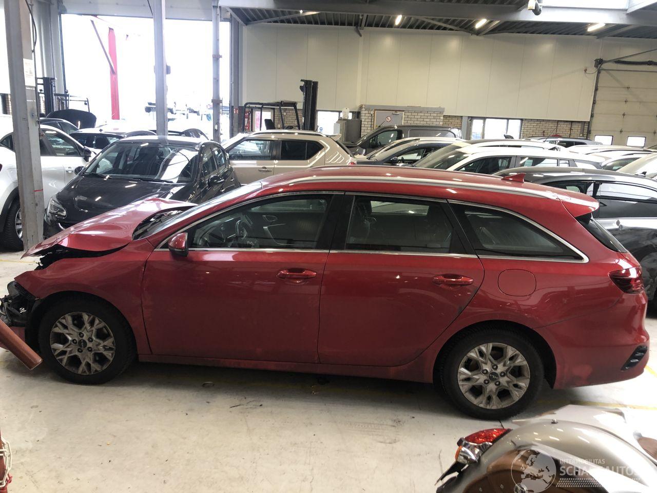 Kia Ceed Sportswagon 1.0 T-GDi MHEV DynamicLine Automaat