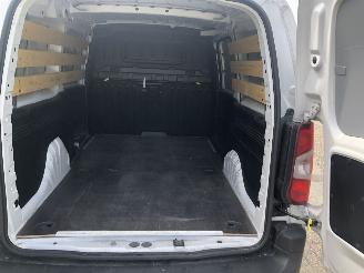 Citroën Berlingo L2 15hdi 96kW Automaat E6 picture 15