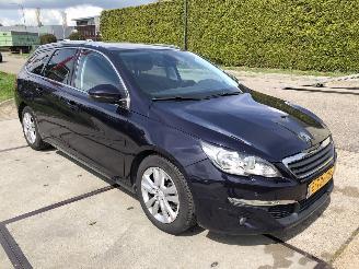 Peugeot 308 1.6HDI 88kW E5 AIRCO, NAV, Pano, picture 3