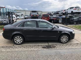 krockskadad bil auto Audi A4 2.0i 96kW 2007/2