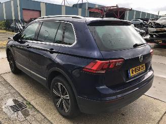Volkswagen Tiguan 2.0tdi 110kW Automaat picture 5