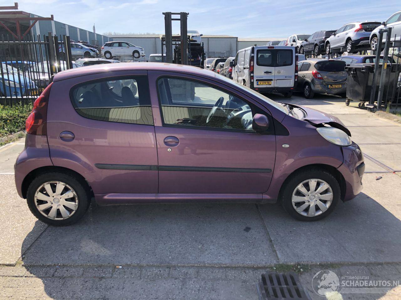 Peugeot 107 1.0i Active Airco 5 drs