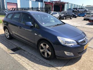 Opel Astra 14i 103kW E5 Automaat SPORTS TOURER picture 3