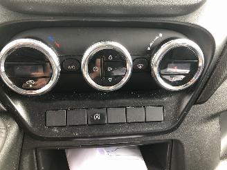 Iveco Daily 35S14V 2.3D 410WB H3 Airco picture 10
