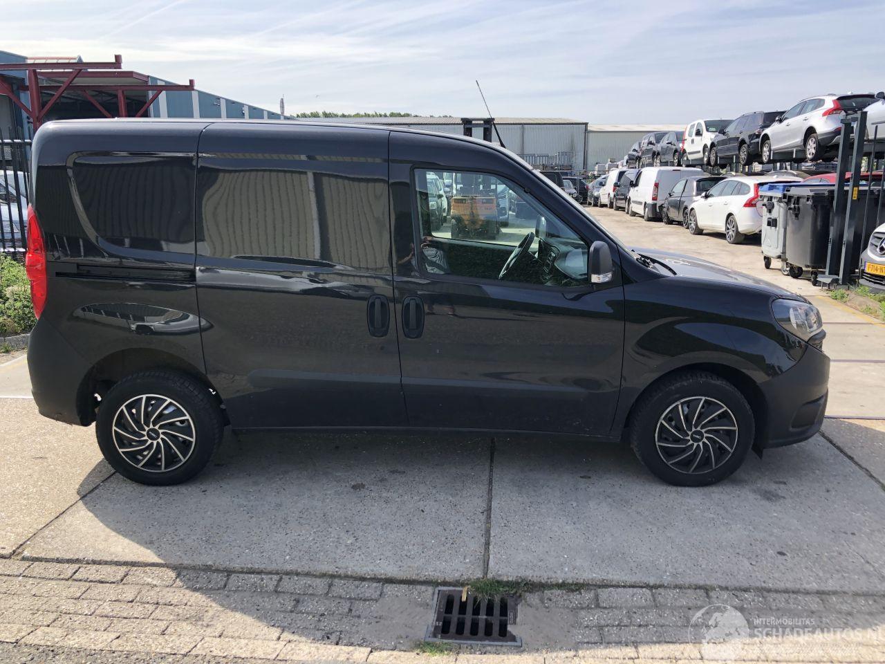 Fiat Doblo Cargo 1.6JTD 77kW E6 L1H1