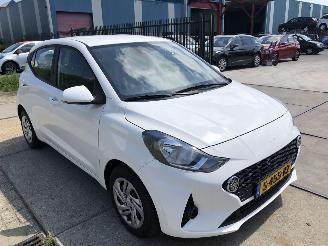 Hyundai I-10 1.0i 49kW E6 Comfort AIRCO picture 3