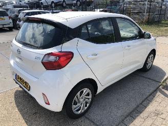 Hyundai I-10 1.0i 49kW E6 Comfort AIRCO picture 4