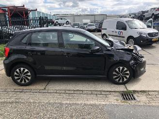 Vaurioauto  passenger cars Volkswagen Polo 14tdi 55kW E6 2015/1